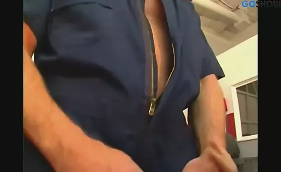 Car Whore Blows Cums, Finished Facial Service
